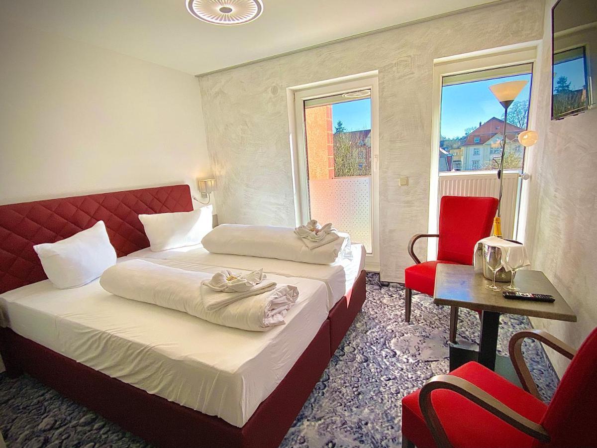 Meister Baer Hotel Wettiner Hof Глаухау Екстер'єр фото
