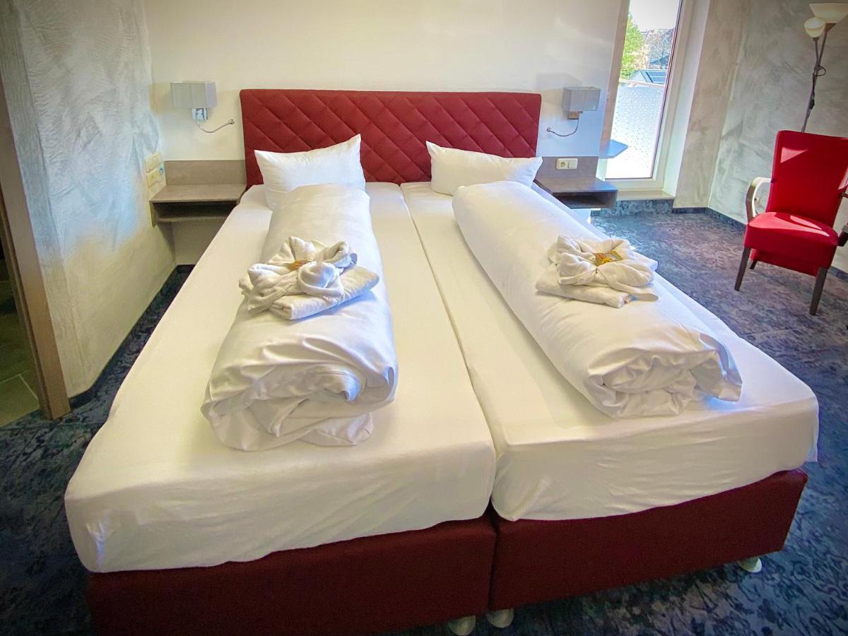 Meister Baer Hotel Wettiner Hof Глаухау Екстер'єр фото