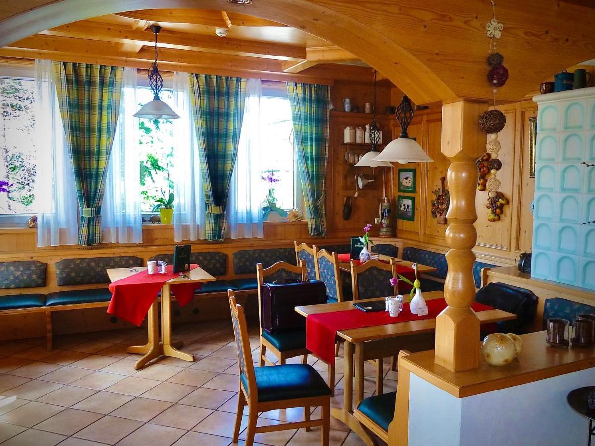 Meister Baer Hotel Wettiner Hof Глаухау Екстер'єр фото